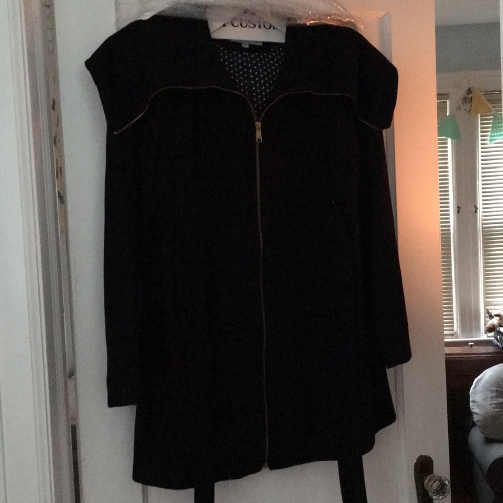 Momo Maternity black wool coat size medium
